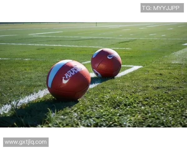 经典足球巨星重现辉煌岁月 复古风格壁纸定格永恒瞬间 经典足球巨星重现辉煌岁月 复古风格壁纸定格永恒瞬间