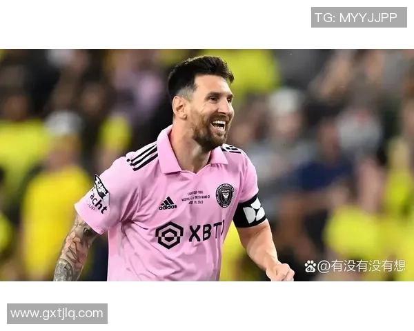 全球八大足球巨星齐聚,明星背景图展现足坛风采与荣耀 全球八大足球巨星齐聚,明星背景图展现足坛风采与荣耀